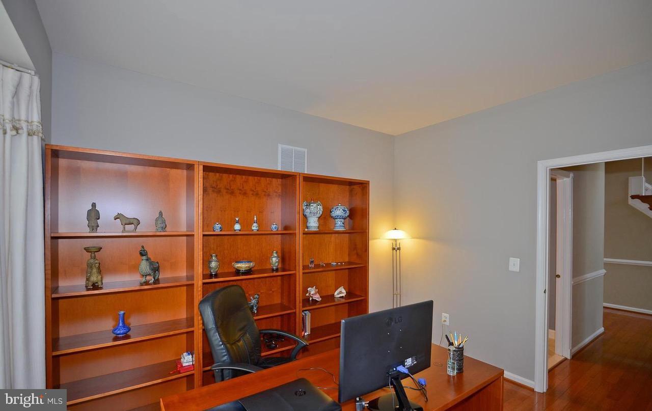 MIDDLETON FARM - Residential Lease