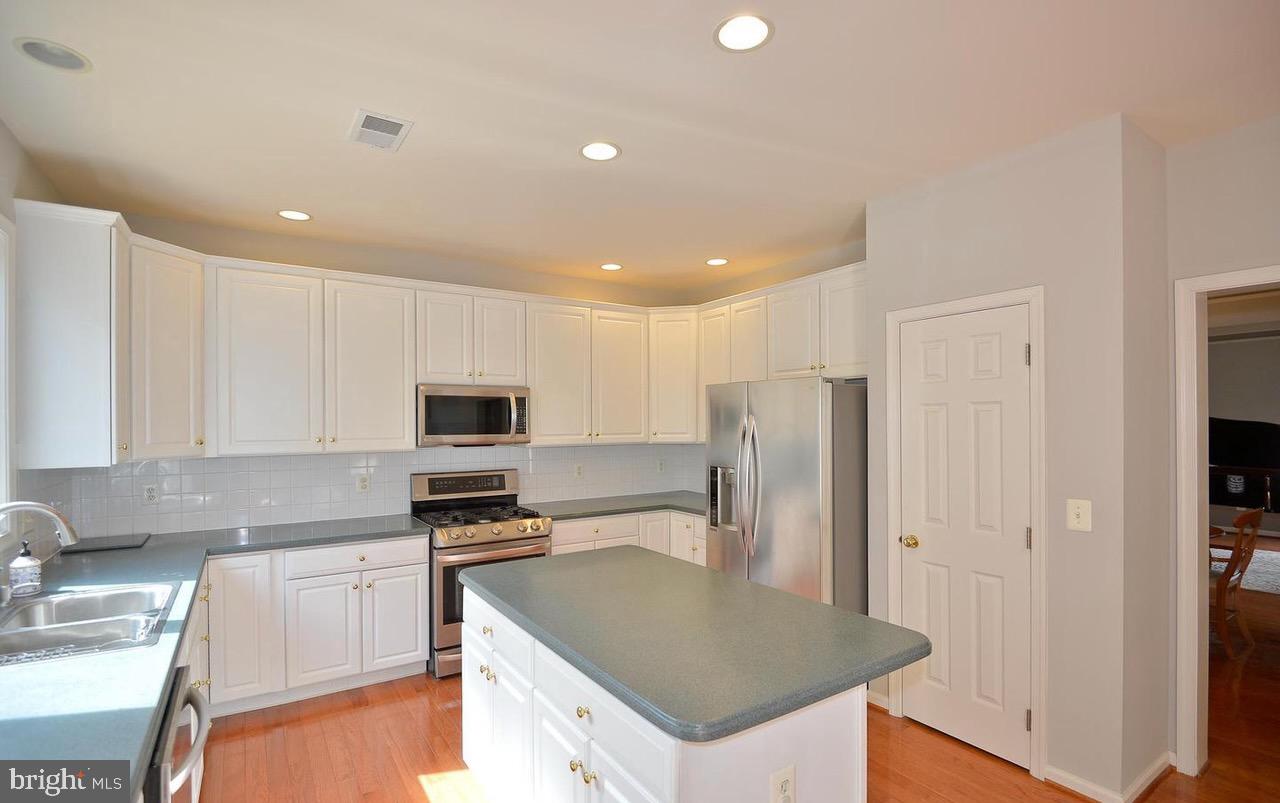 MIDDLETON FARM - Residential Lease