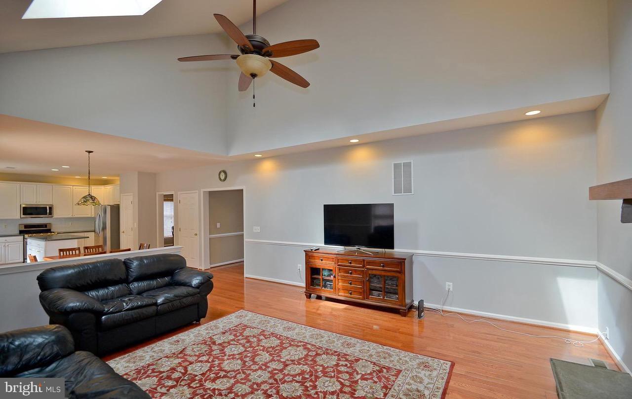 MIDDLETON FARM - Residential Lease