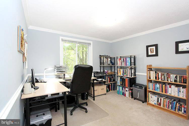 NEWINGTON FOREST - Residential