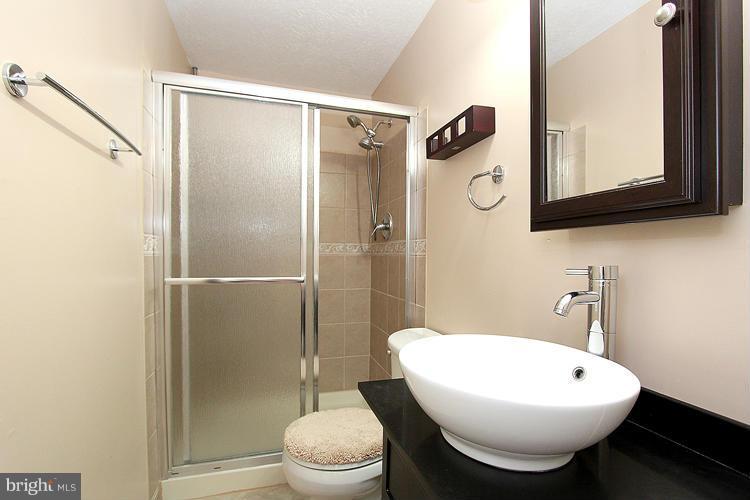 NEWINGTON FOREST - Residential