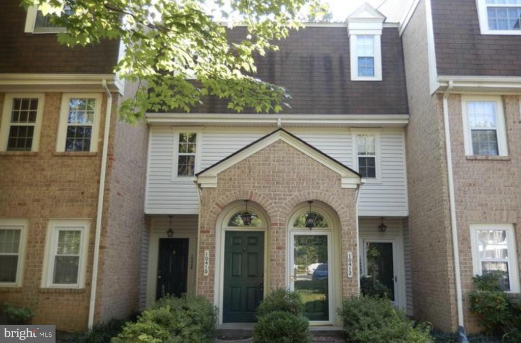 Photo of 10408 Parthenon Court #10408, BETHESDA, MD 20817 (MLS # MDMC2205534)
