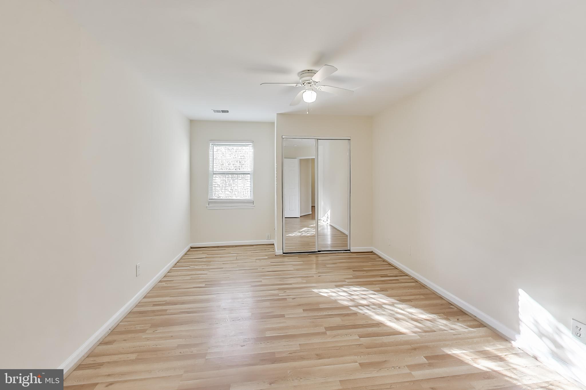 LAKESHORE - Residential Lease