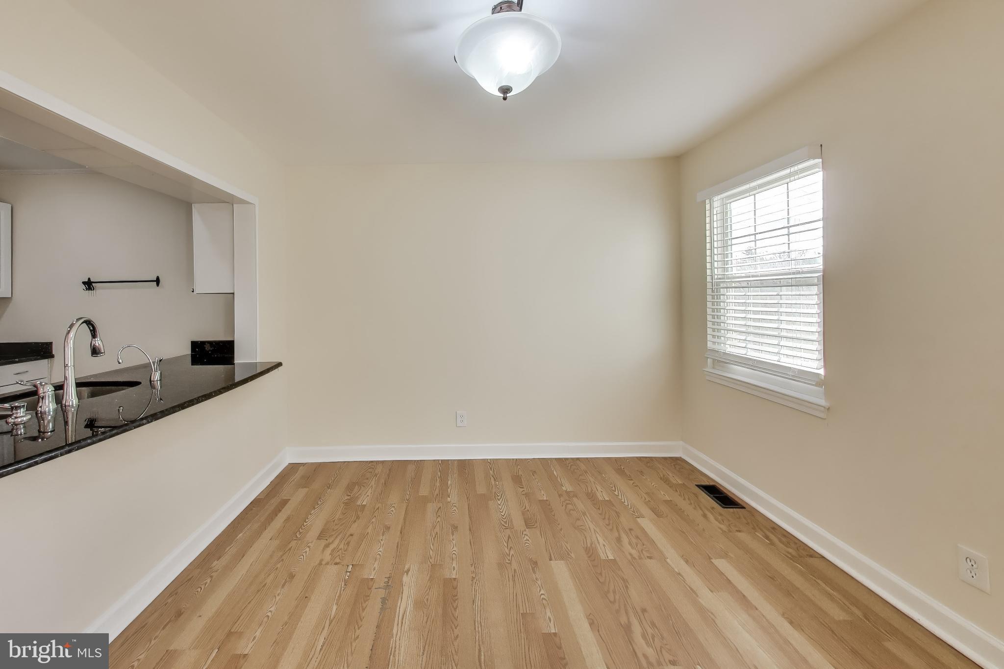 LAKESHORE - Residential Lease