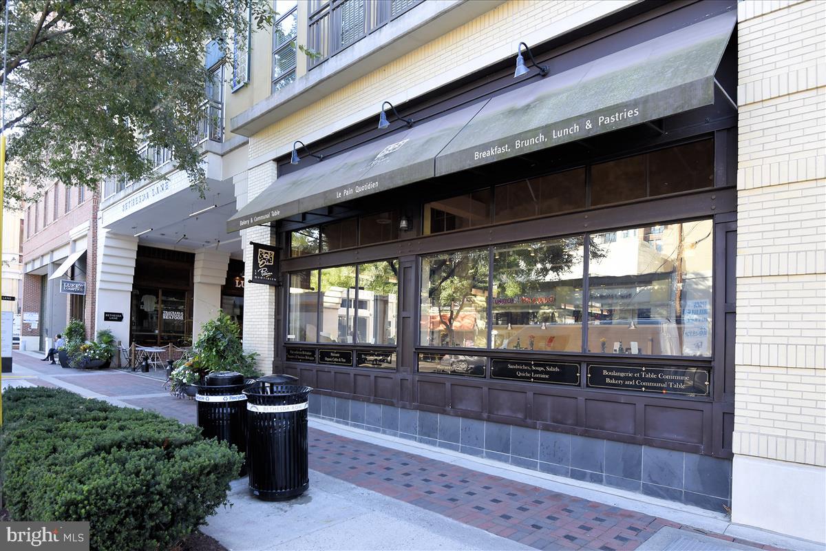 LAKESHORE - Residential Lease