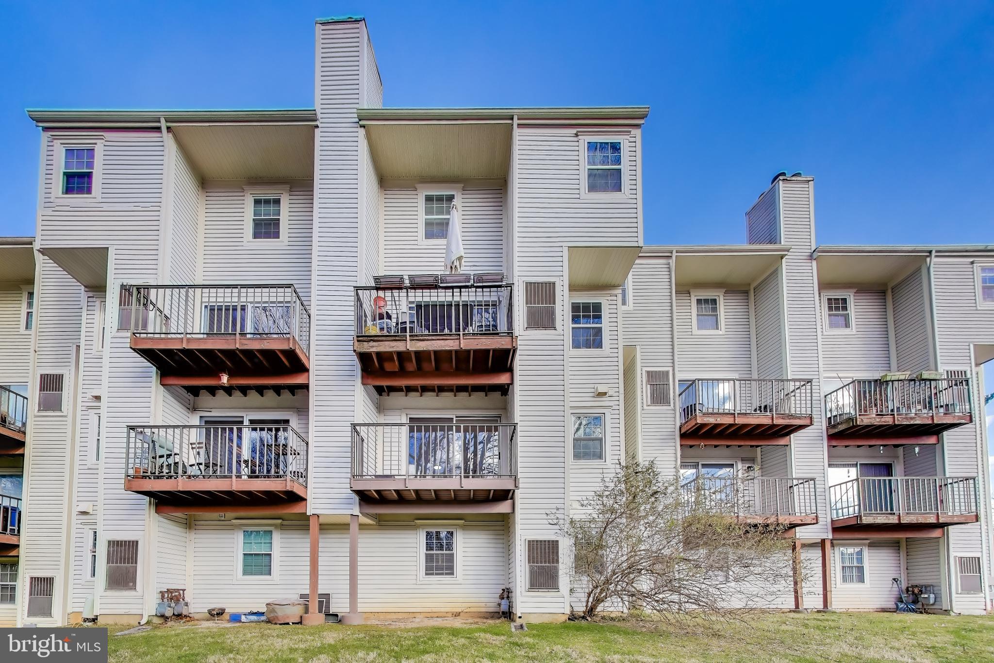 LAKESHORE - Residential Lease