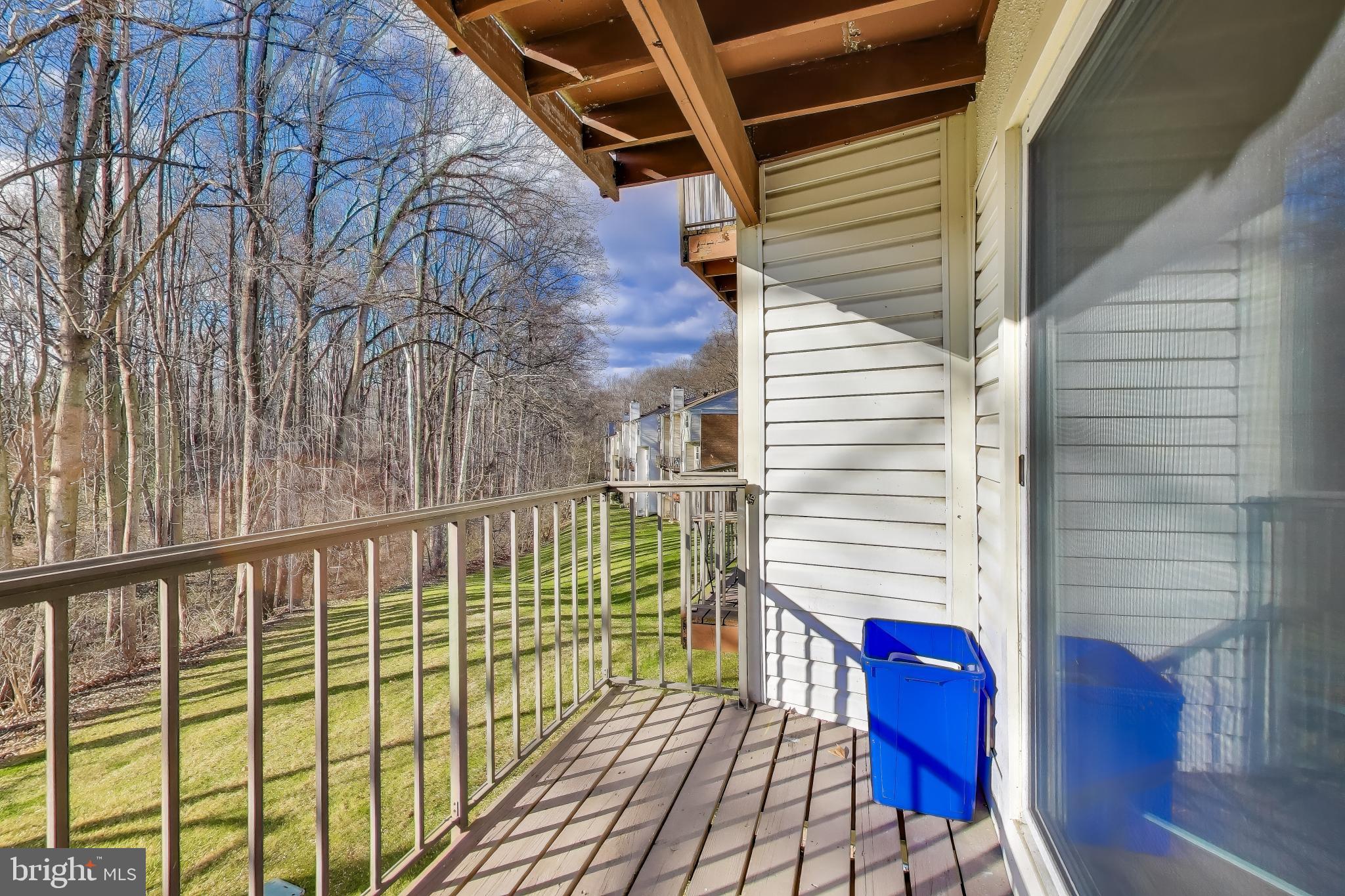 LAKESHORE - Residential Lease