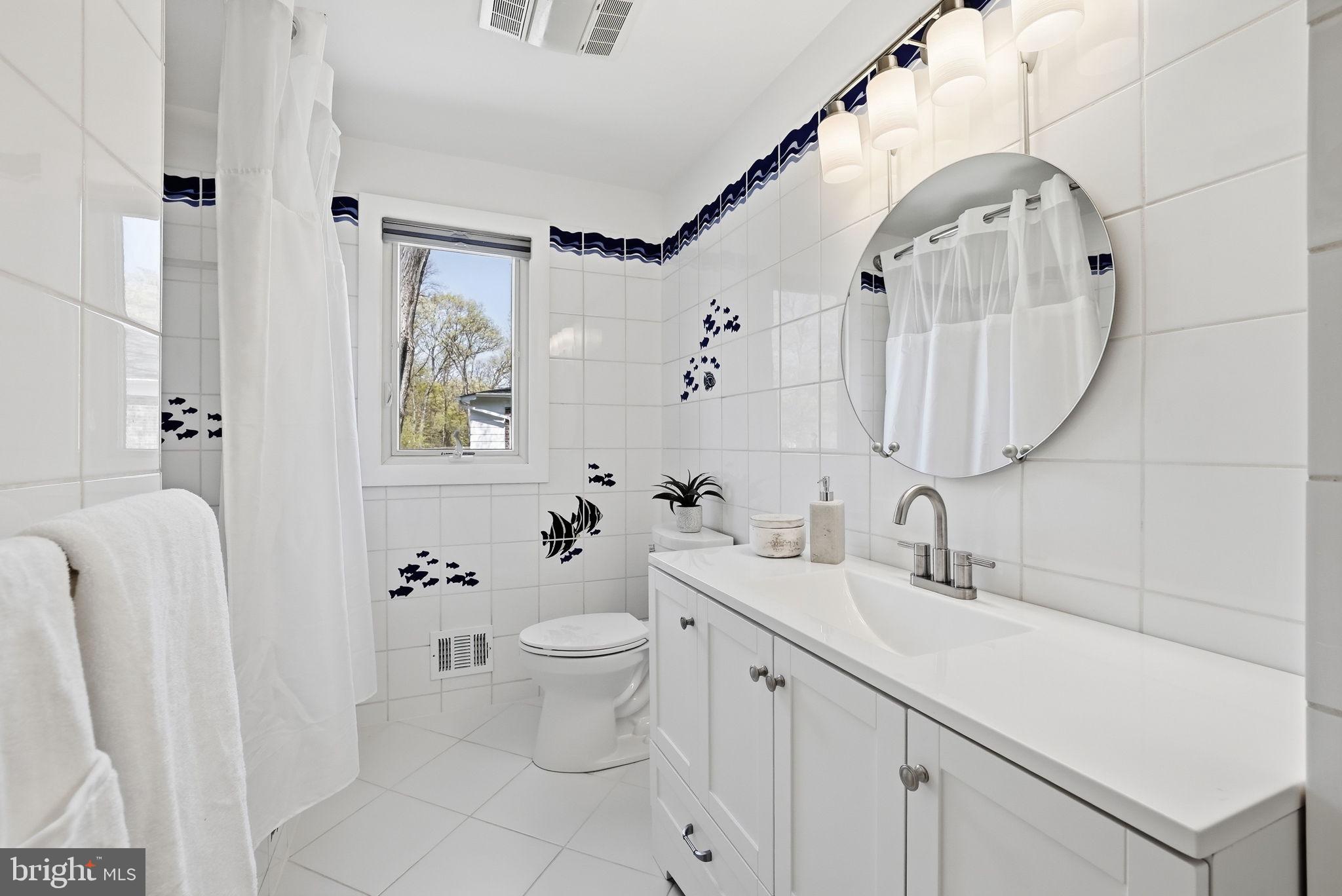 LEE PINES - Residential