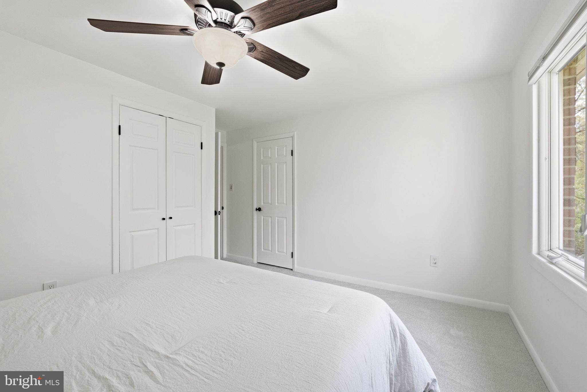 LEE PINES - Residential