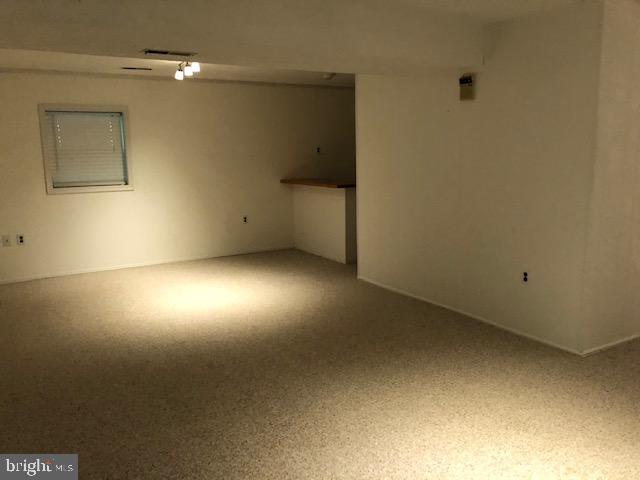 MONTCLAIR - Residential Lease