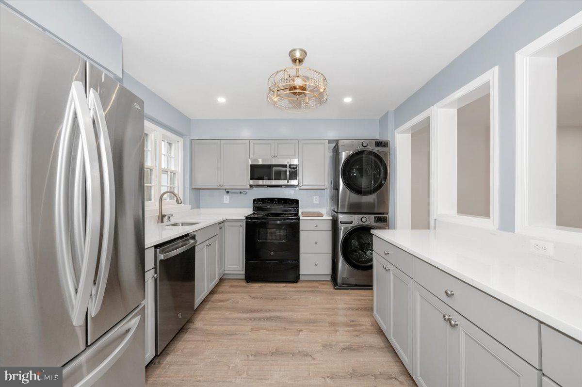 THE MEADOWS - Residential