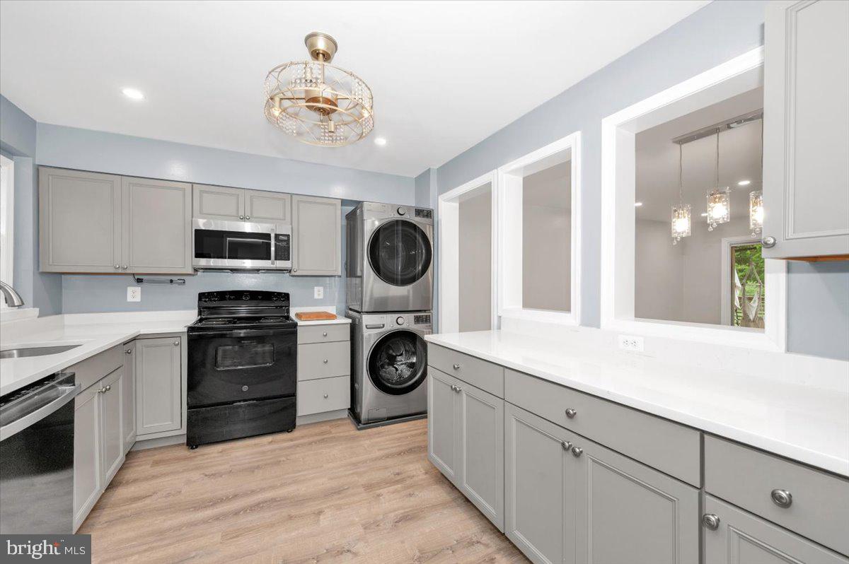 THE MEADOWS - Residential