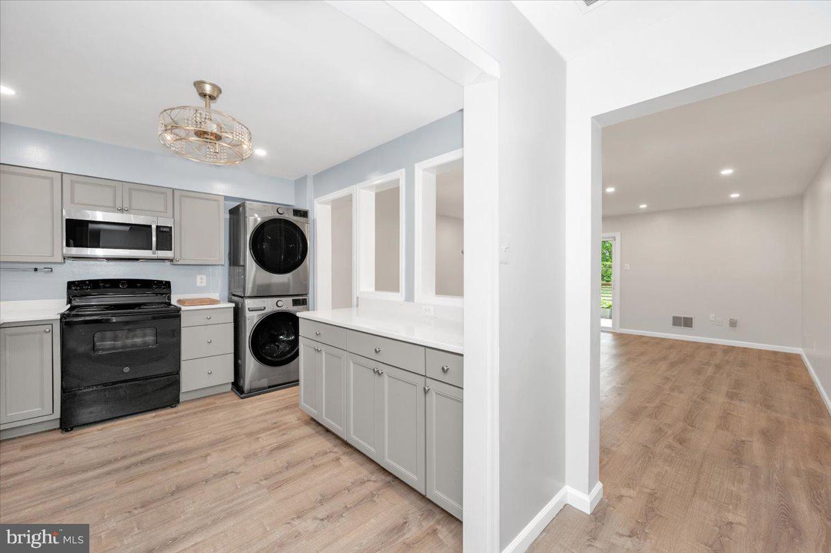 THE MEADOWS - Residential