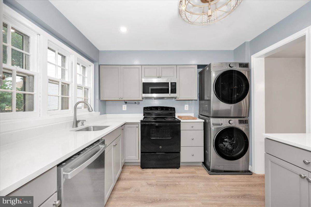 THE MEADOWS - Residential