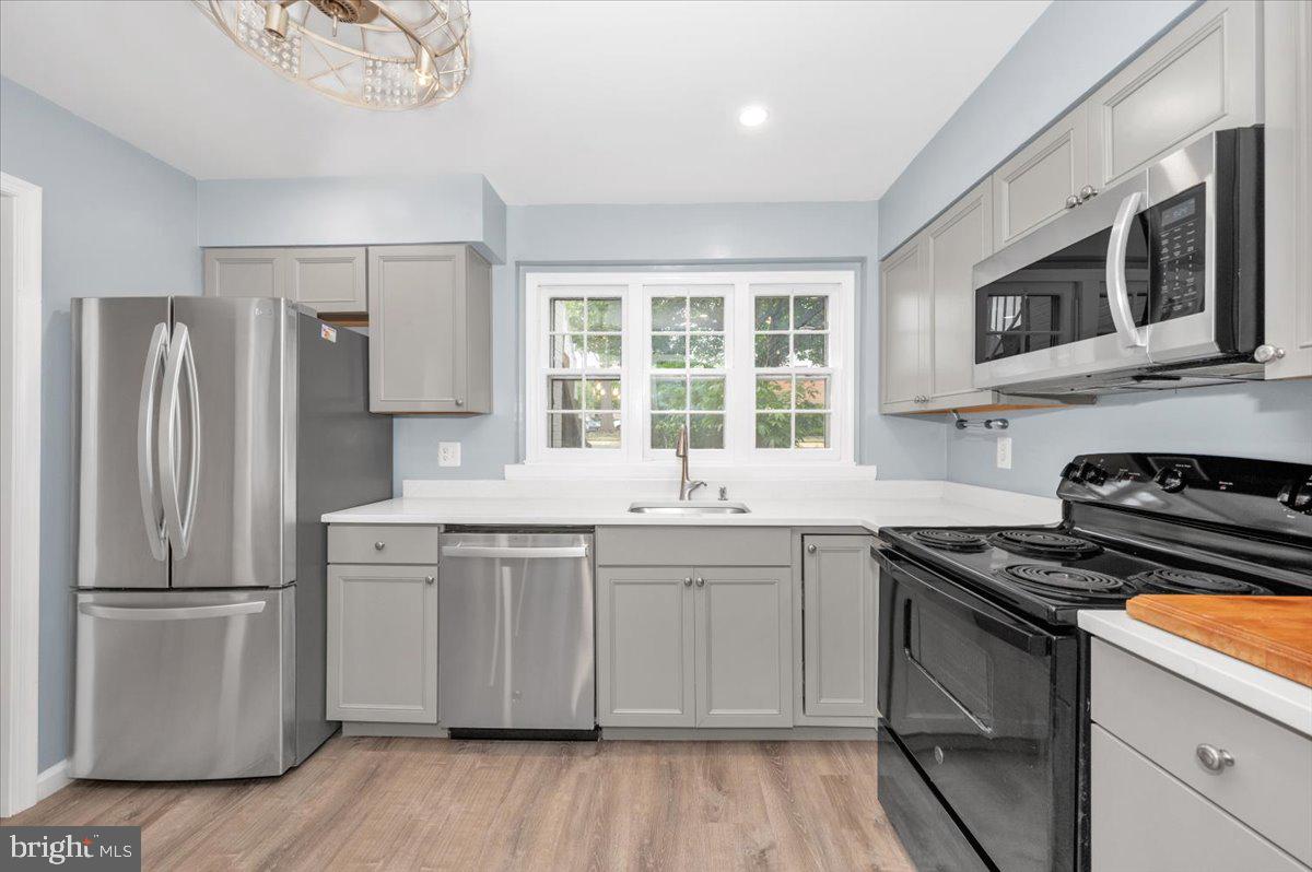 THE MEADOWS - Residential