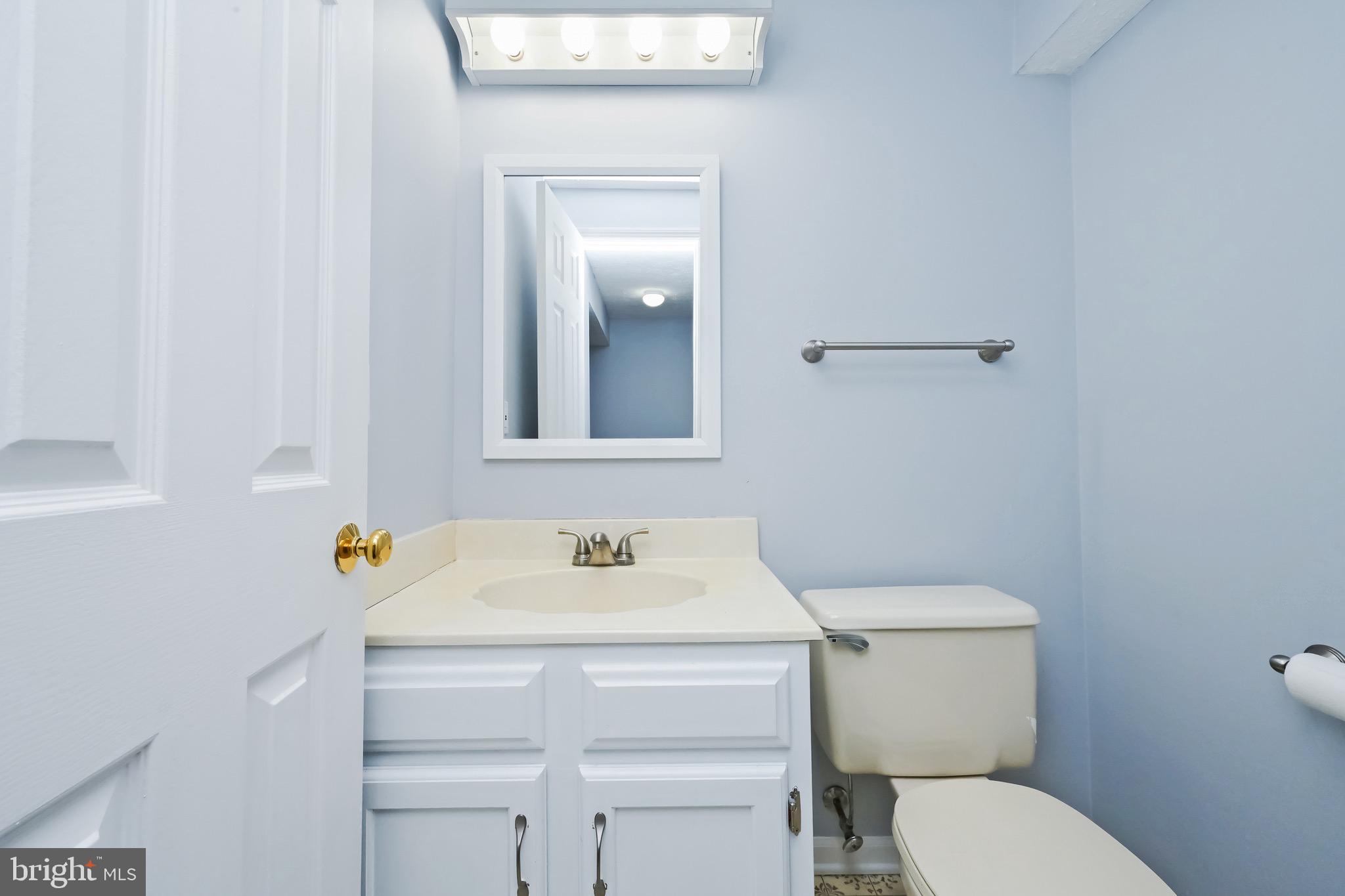 THORNHILL - Residential