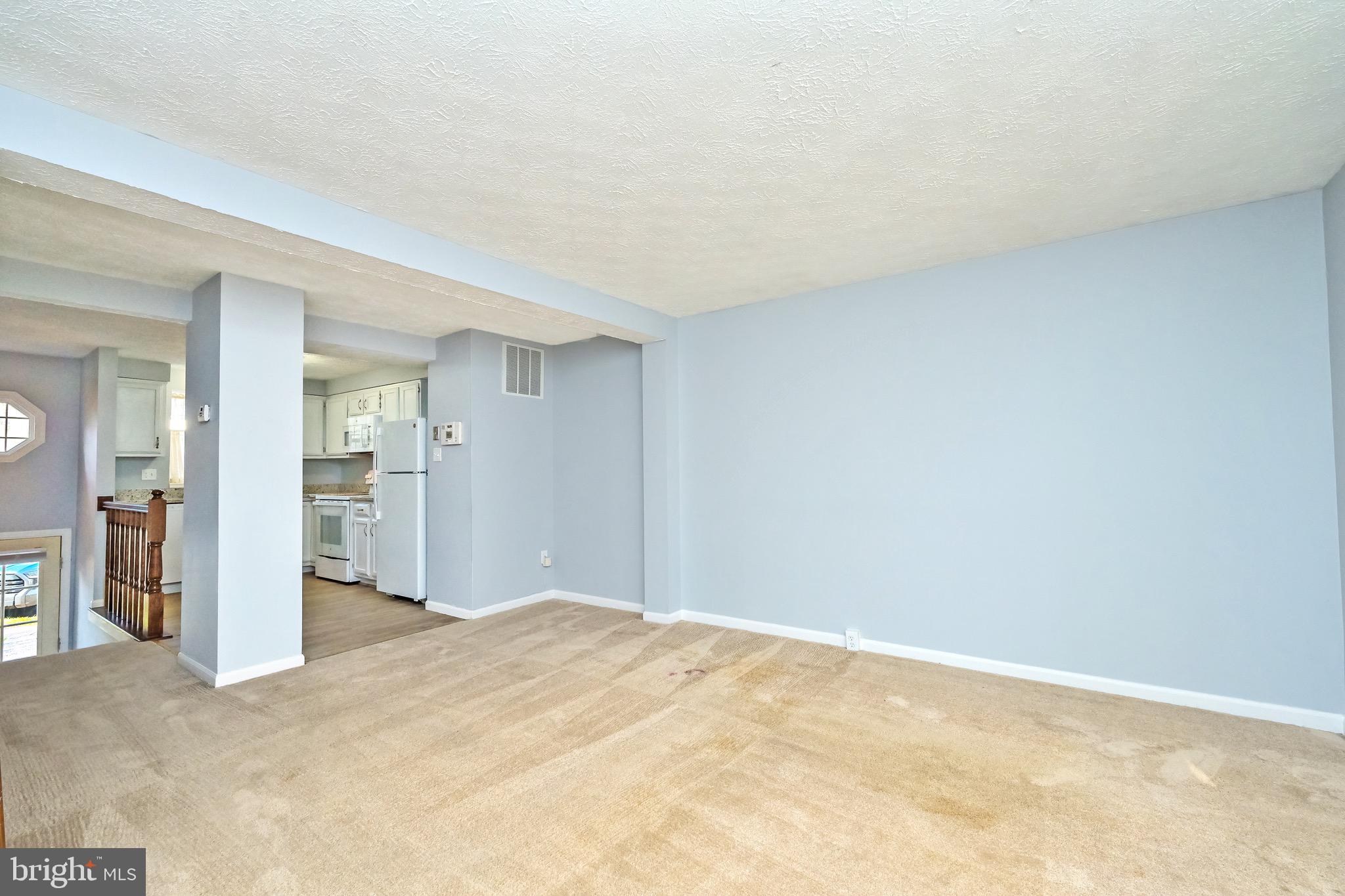 THORNHILL - Residential