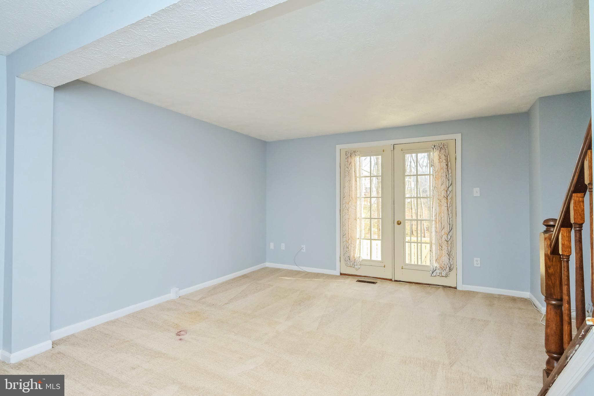 THORNHILL - Residential