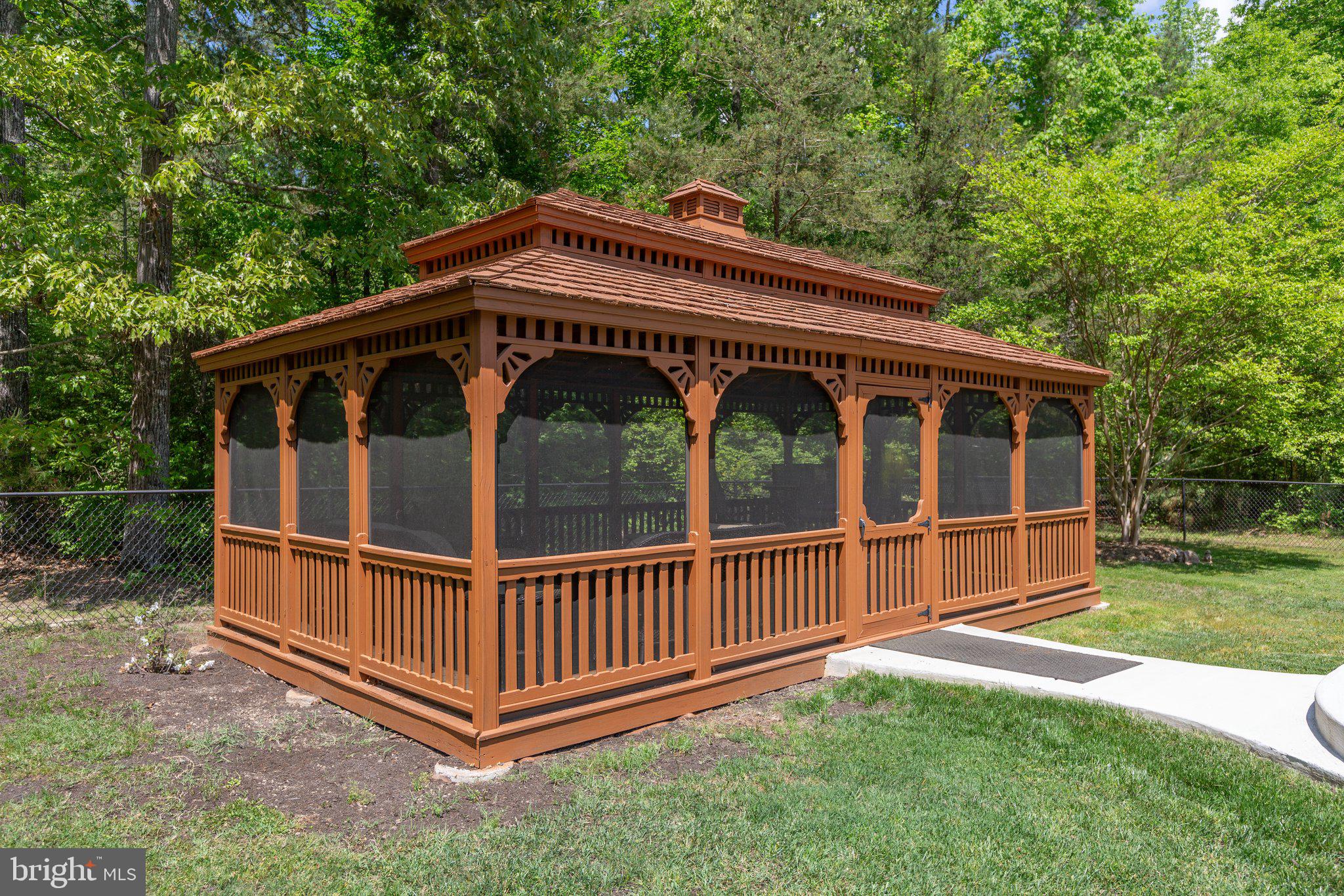 POTOMAC DIST - Residential