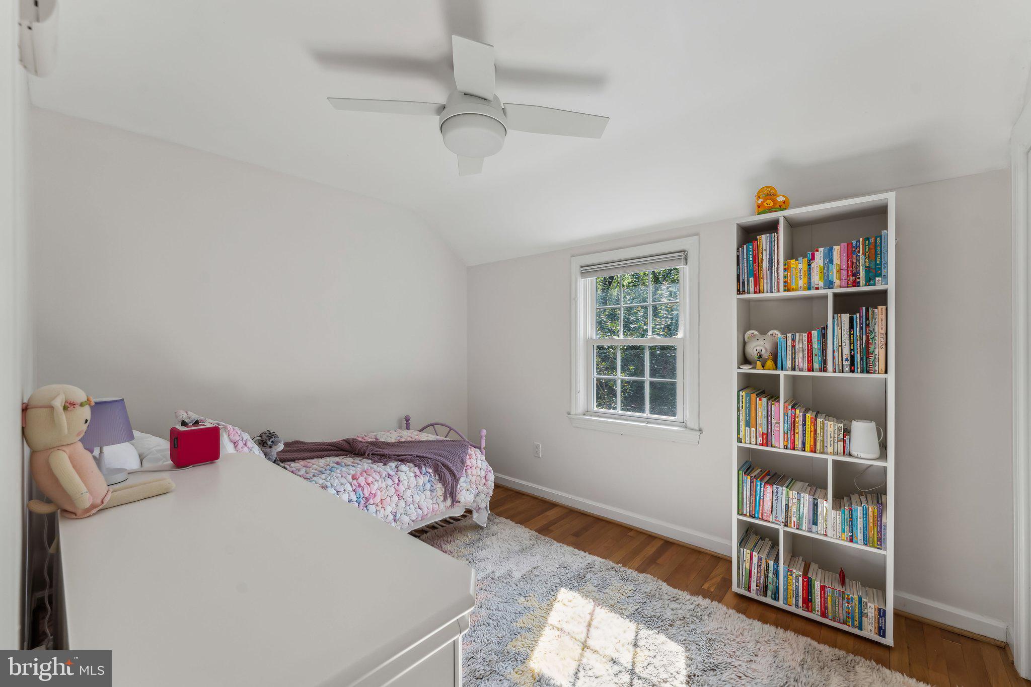 MADISON MANOR - Residential