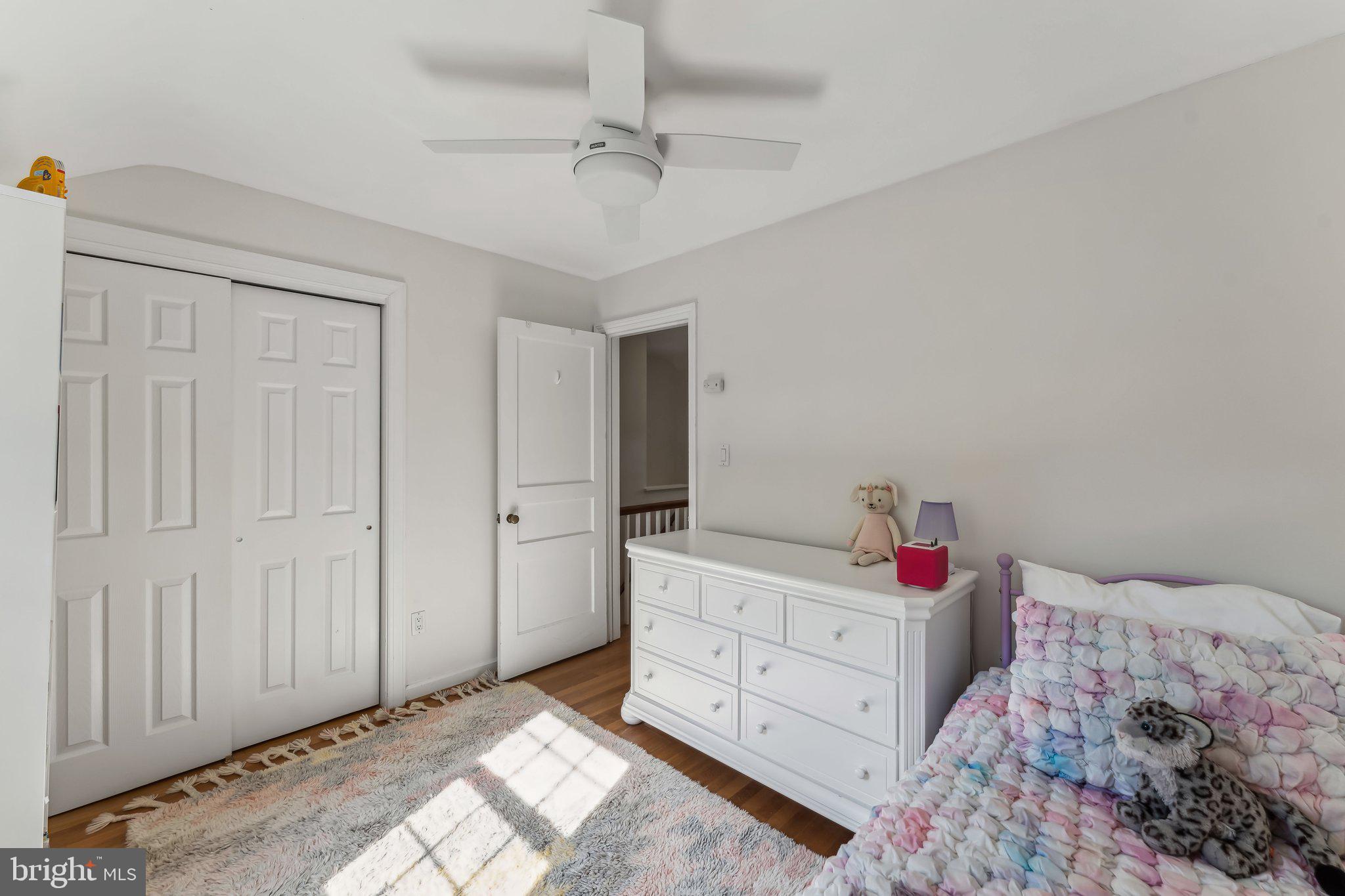 MADISON MANOR - Residential