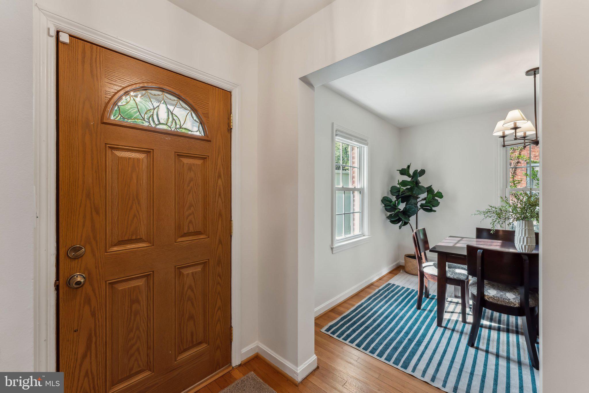 MADISON MANOR - Residential