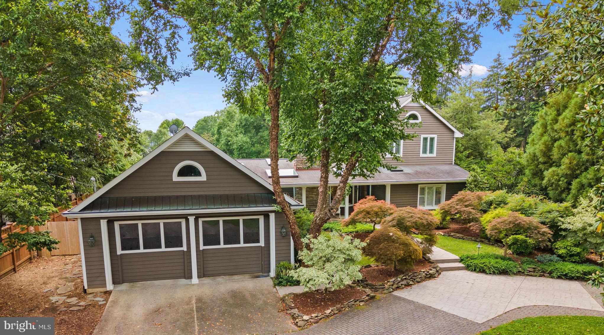 OLDE SEVERNA PARK - Residential