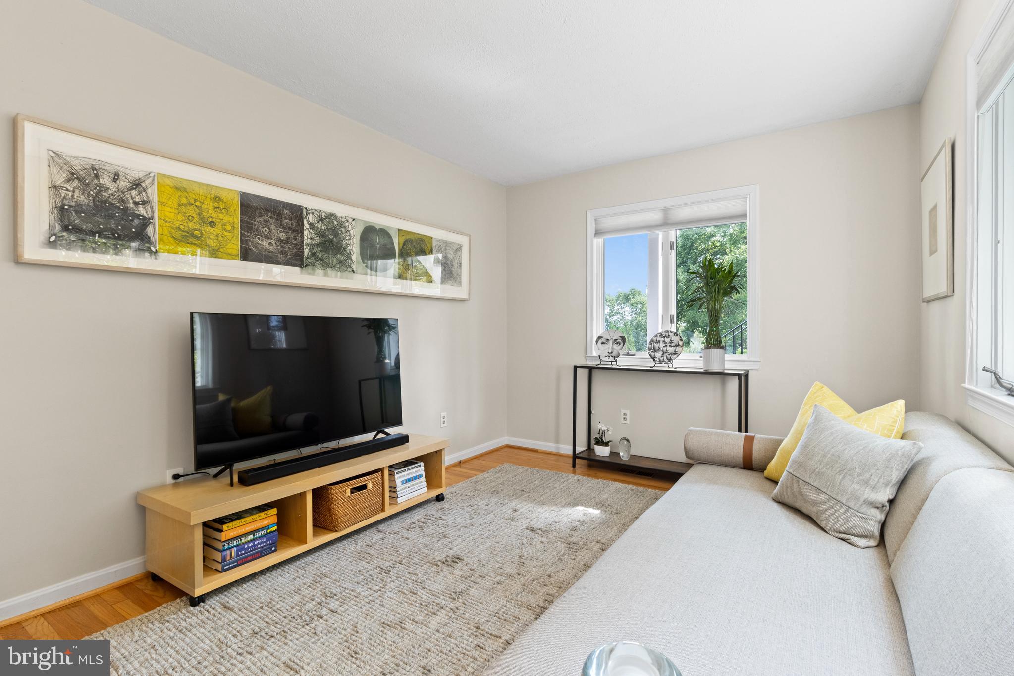 OLDE SEVERNA PARK - Residential