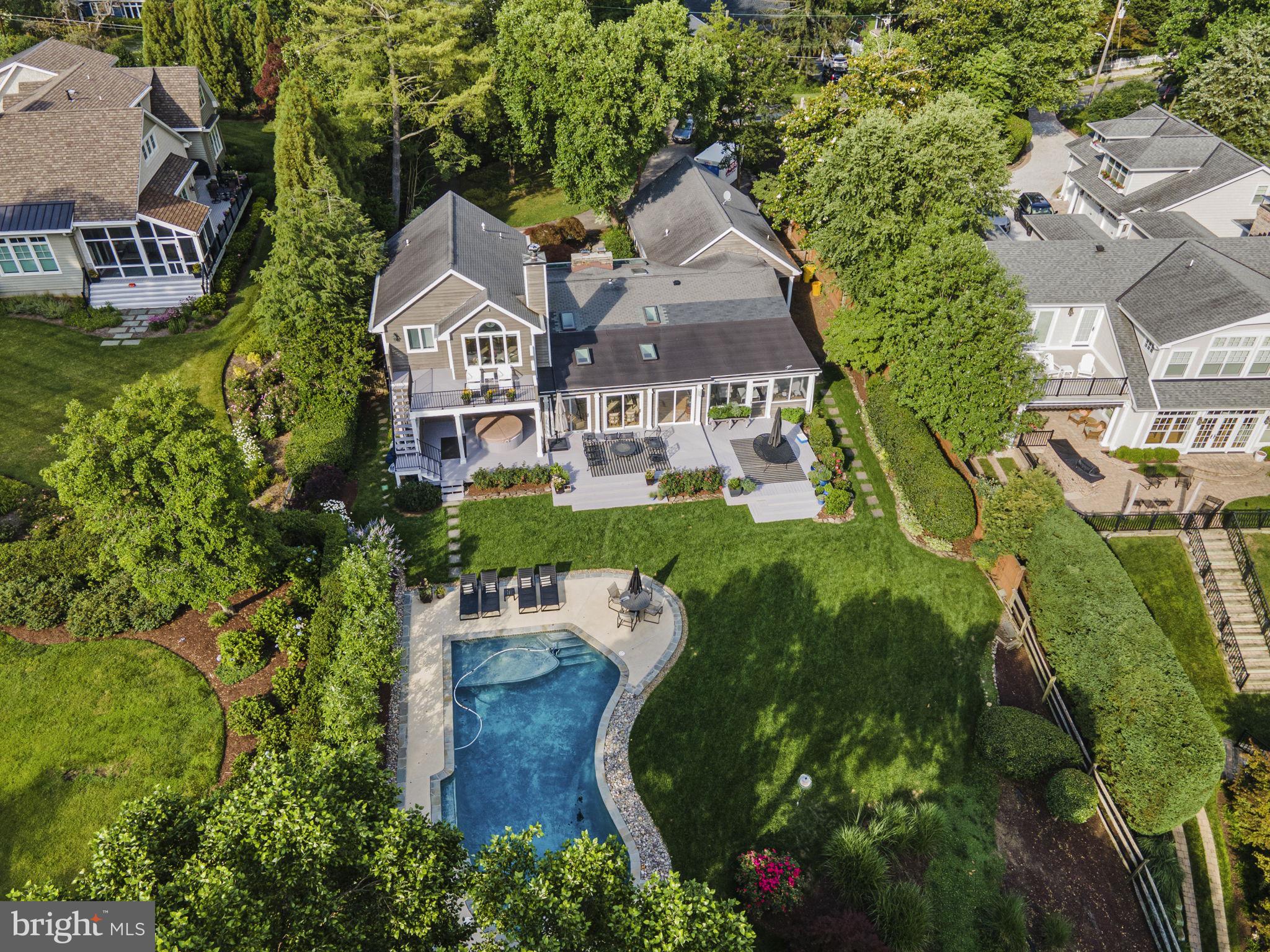 OLDE SEVERNA PARK - Residential