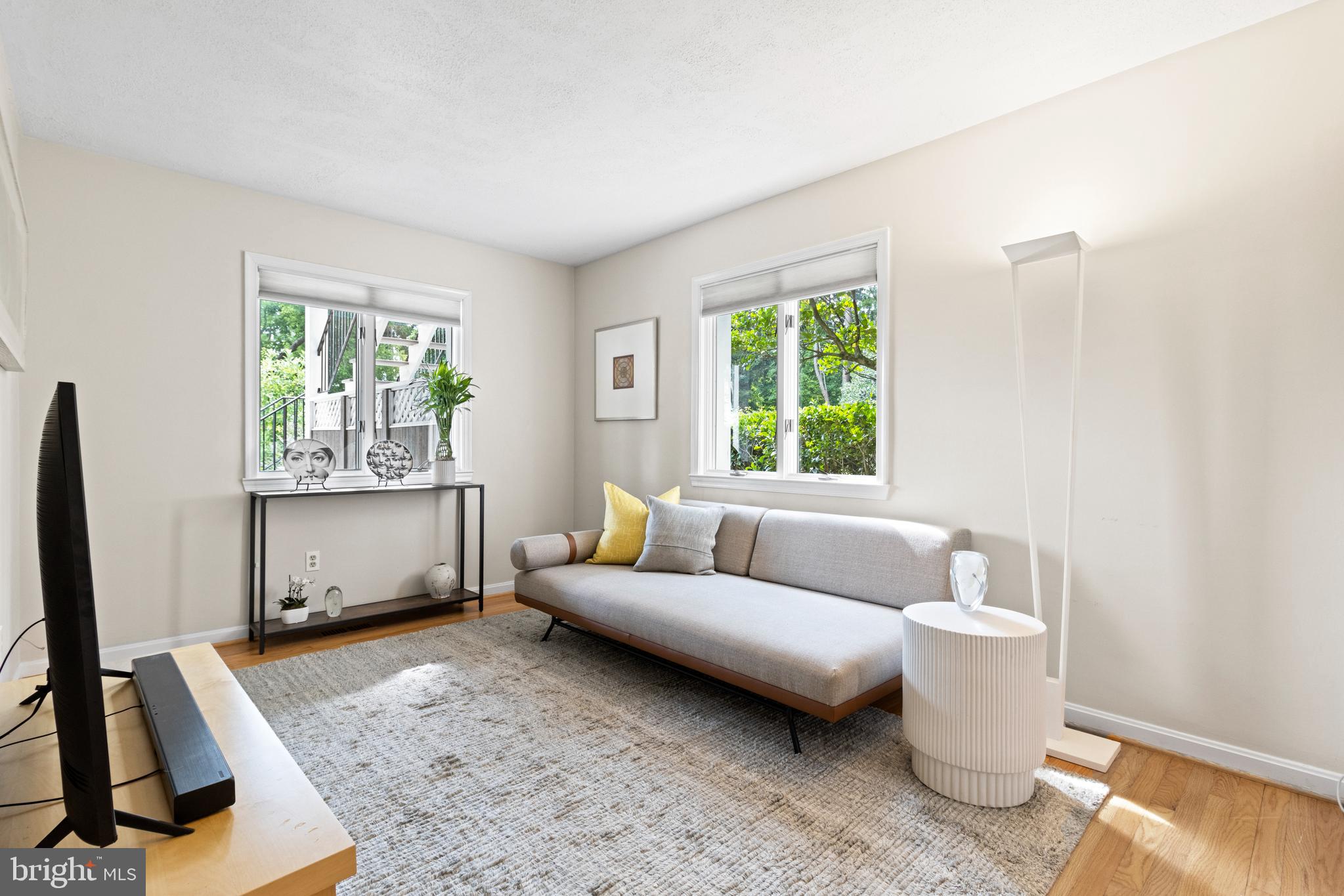 OLDE SEVERNA PARK - Residential