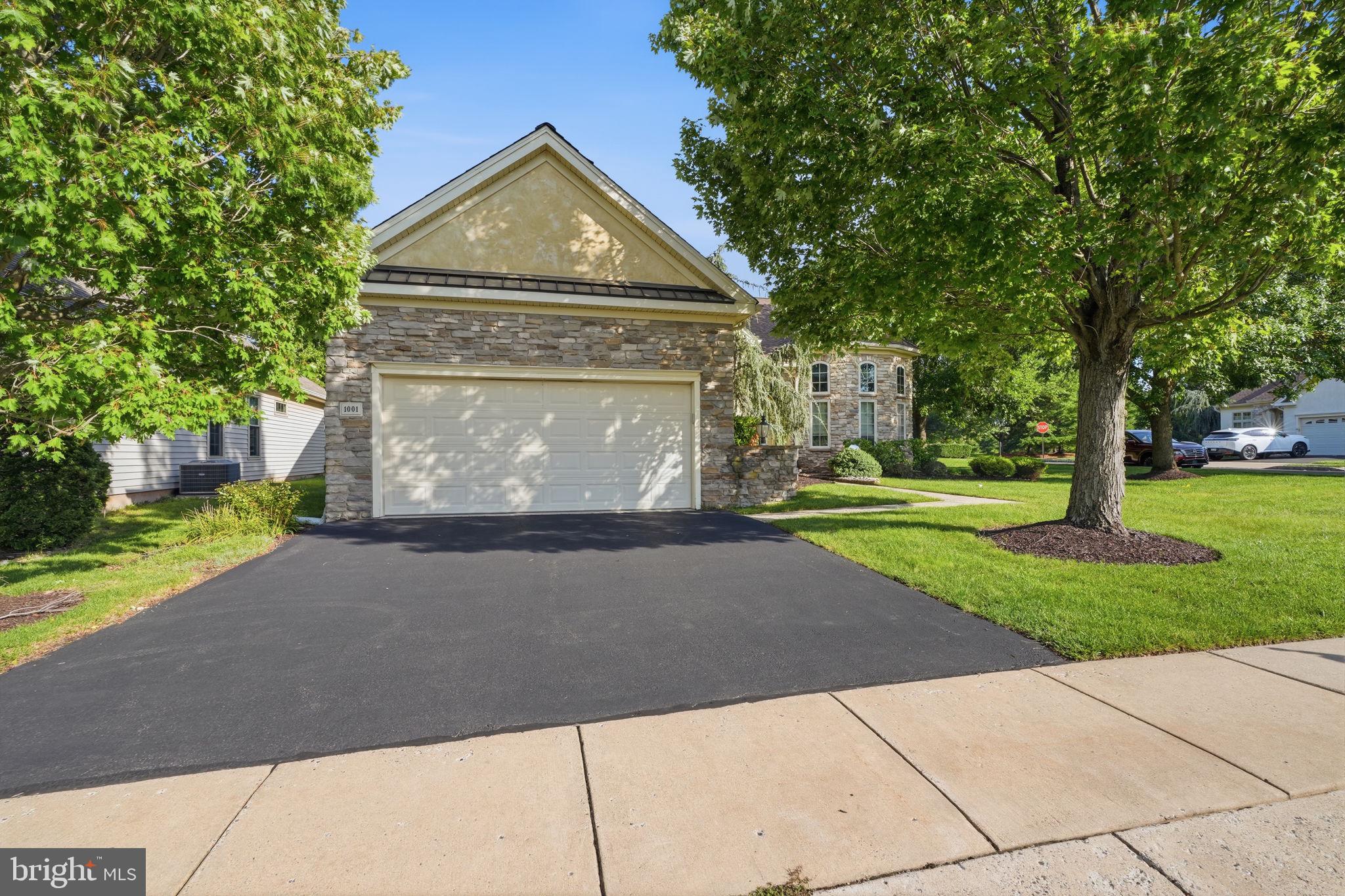 1001 MONROE DRIVE