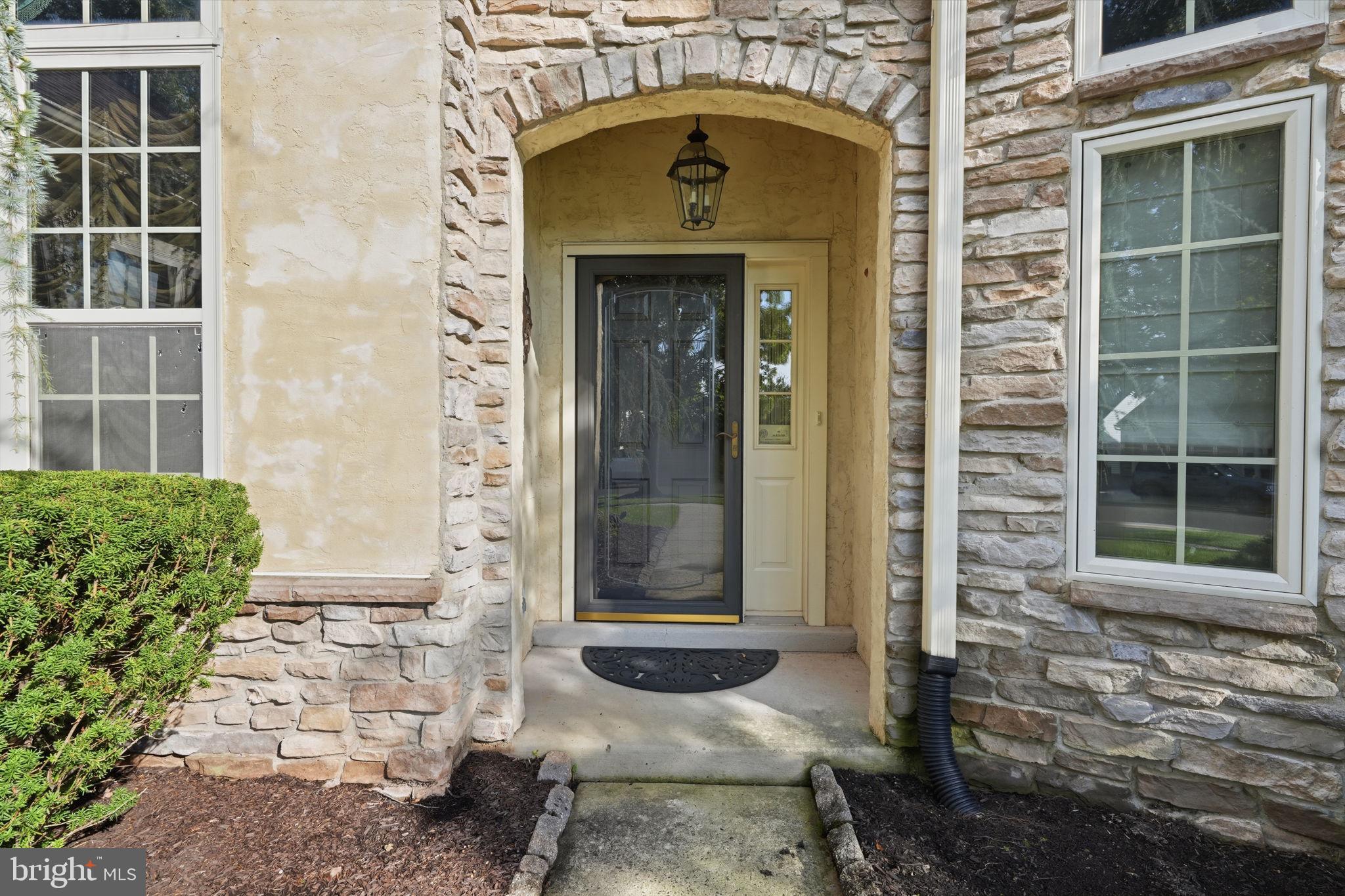 1001 MONROE DRIVE