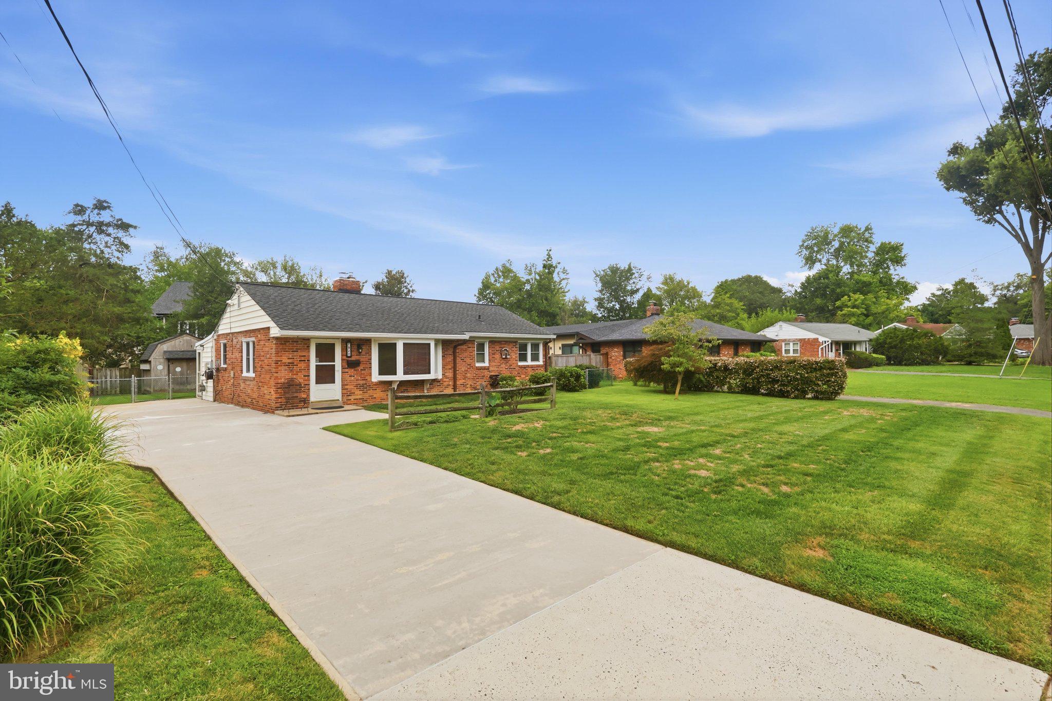 7920 WELLINGTON ROAD