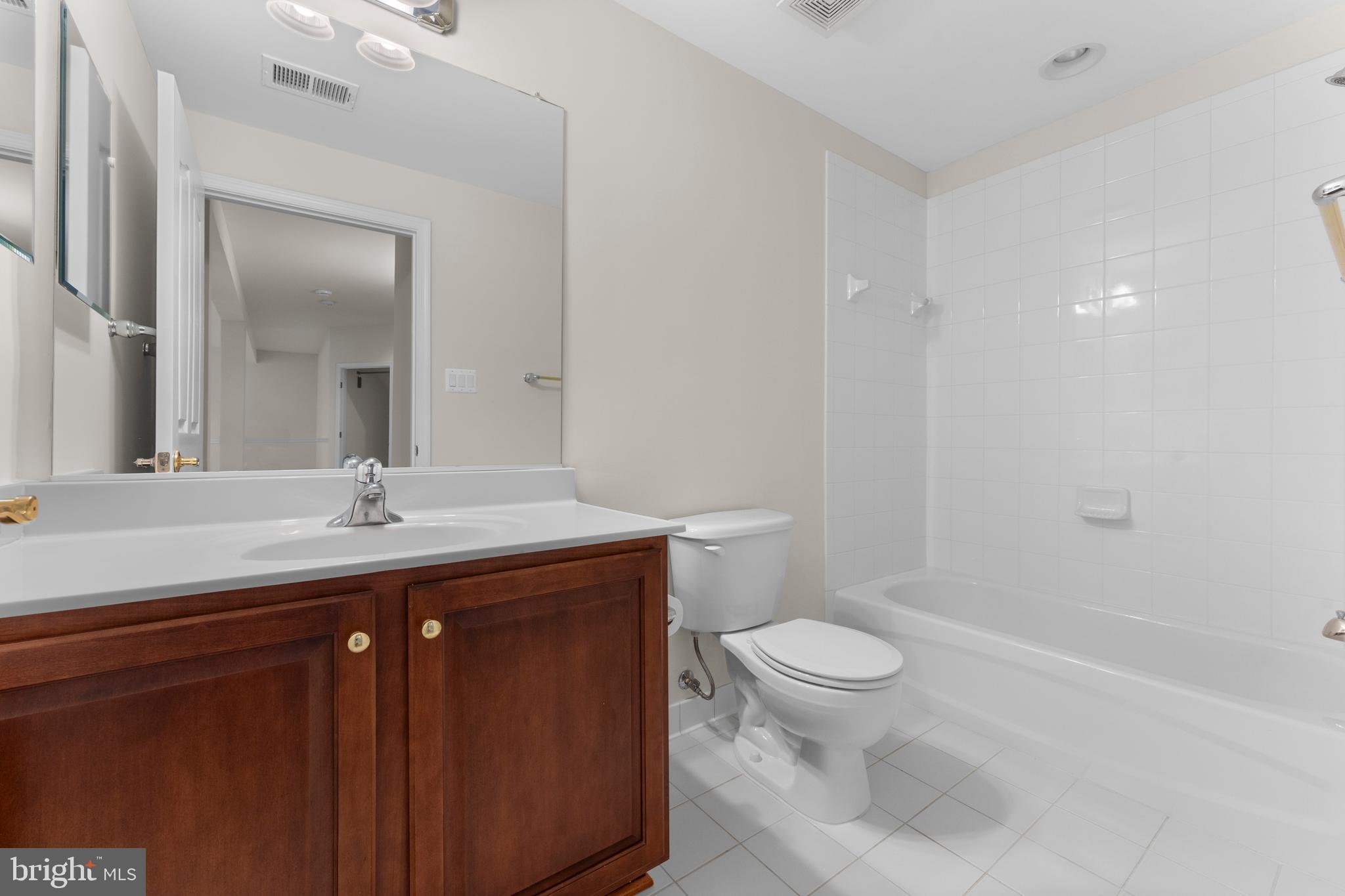 HERITAGE HUNT - Residential