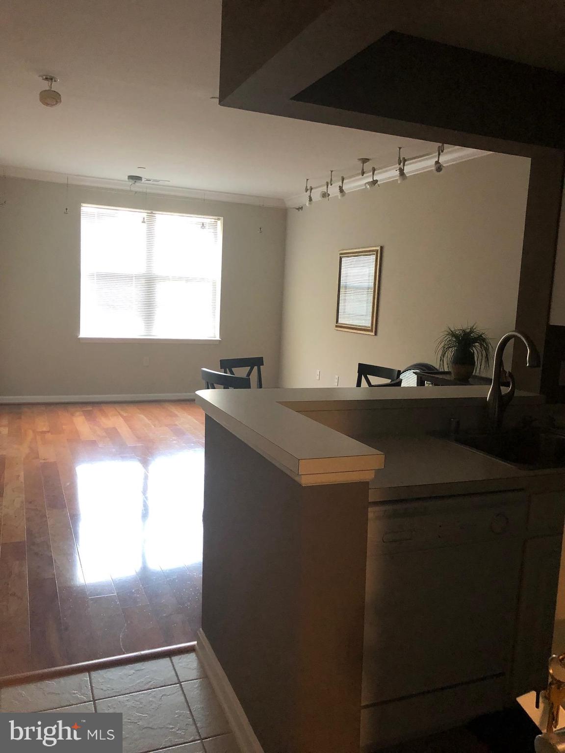 HARBORVIEW - Residential Lease