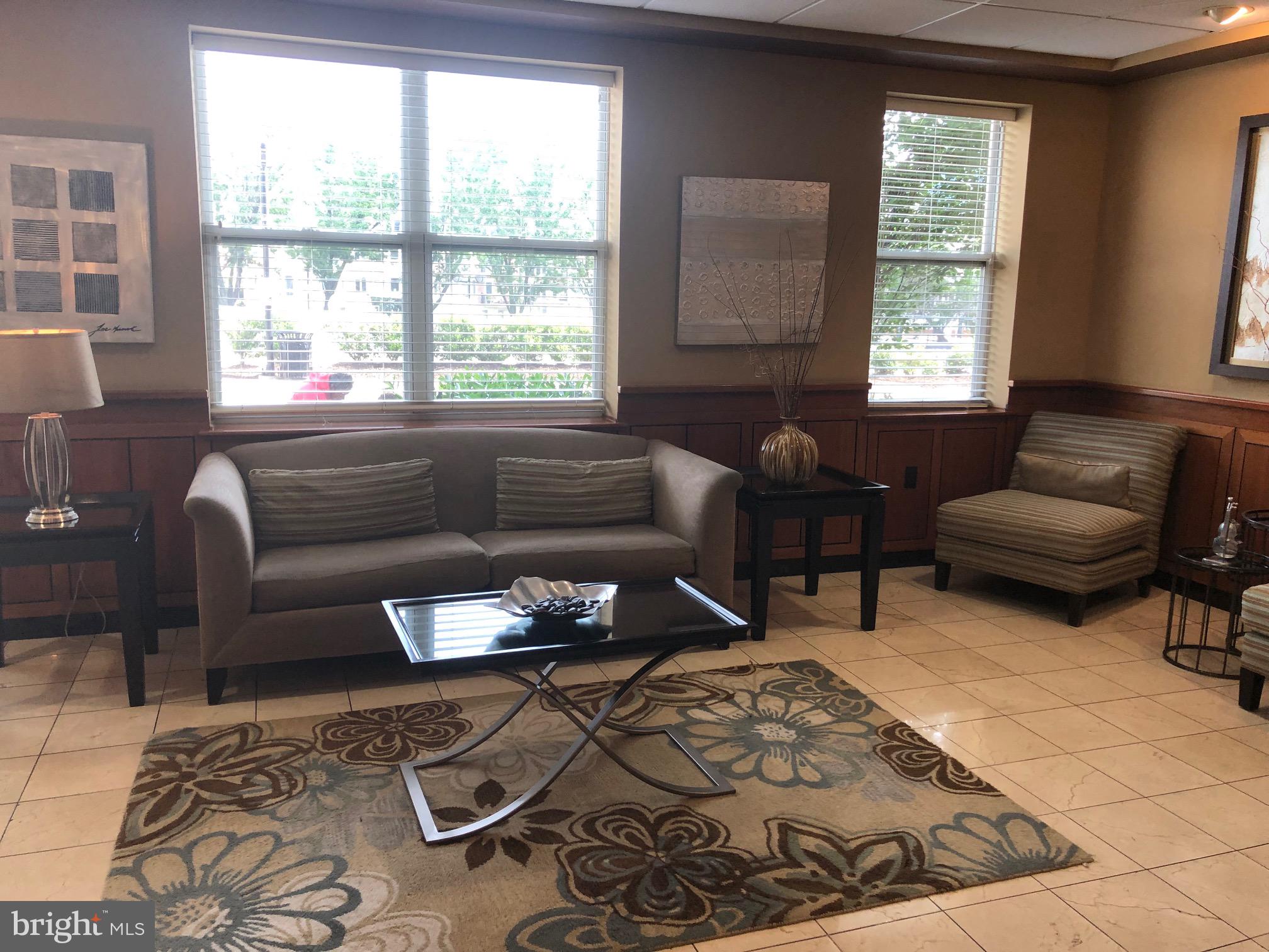 HARBORVIEW - Residential Lease