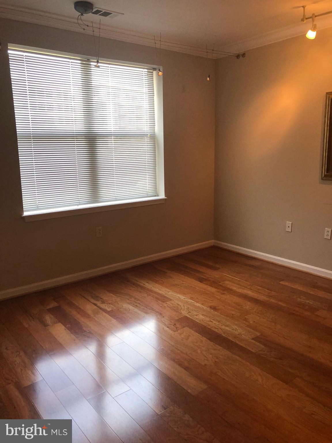 HARBORVIEW - Residential Lease