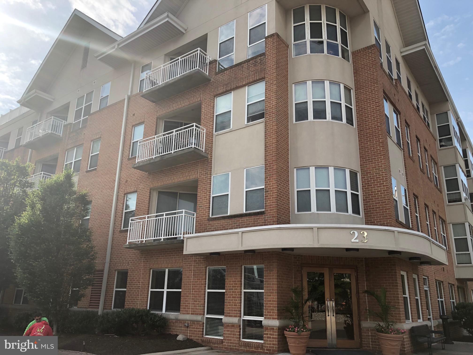 HARBORVIEW - Residential Lease