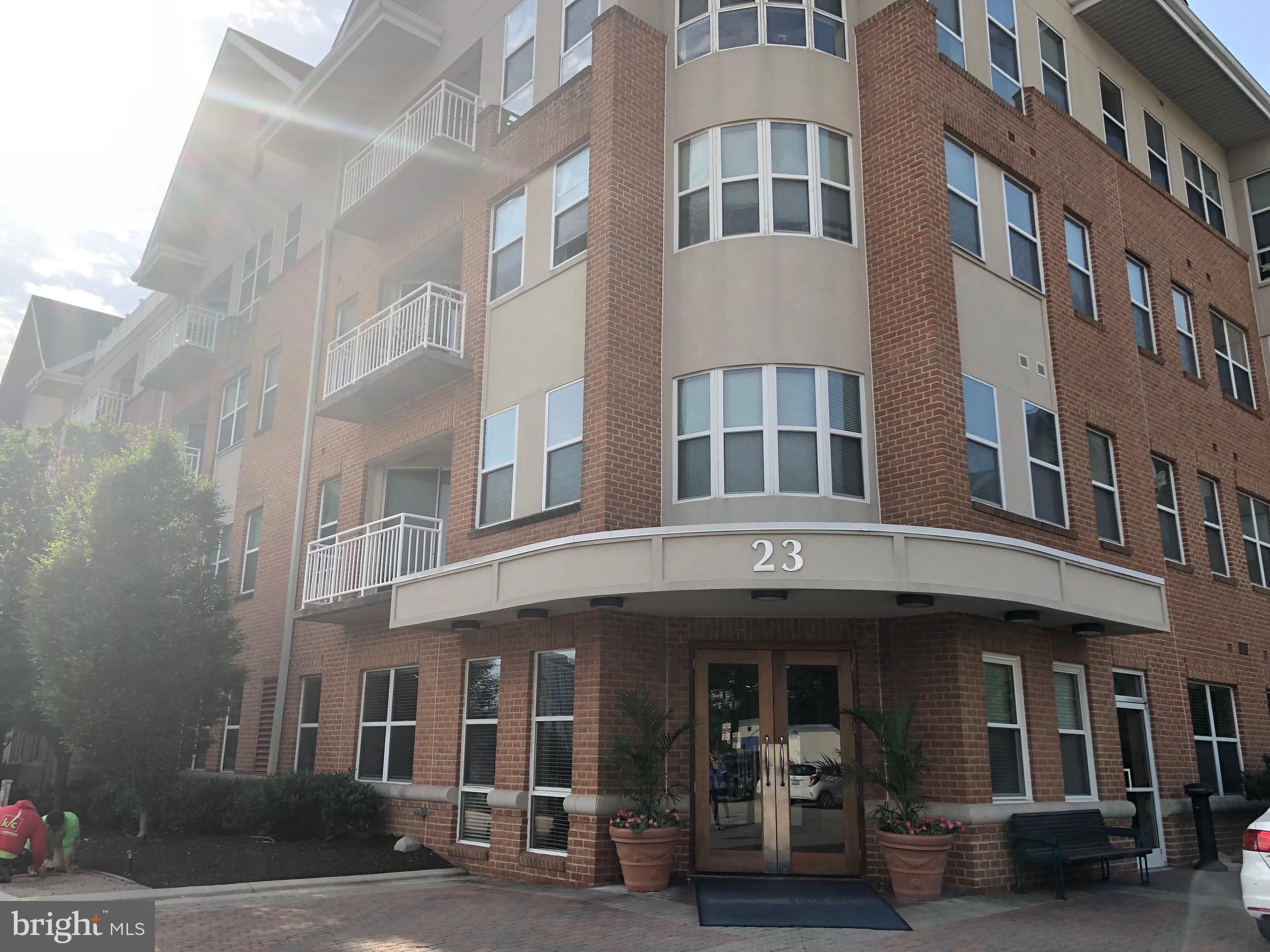 HARBORVIEW - Residential Lease