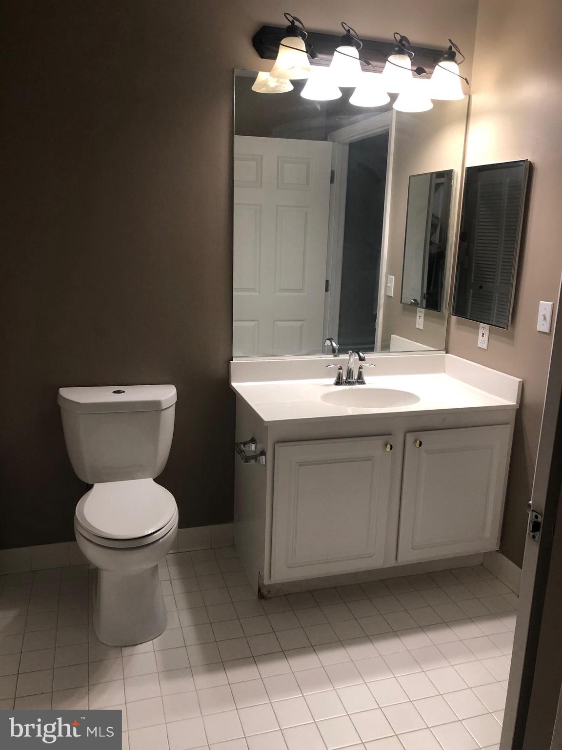 HARBORVIEW - Residential Lease