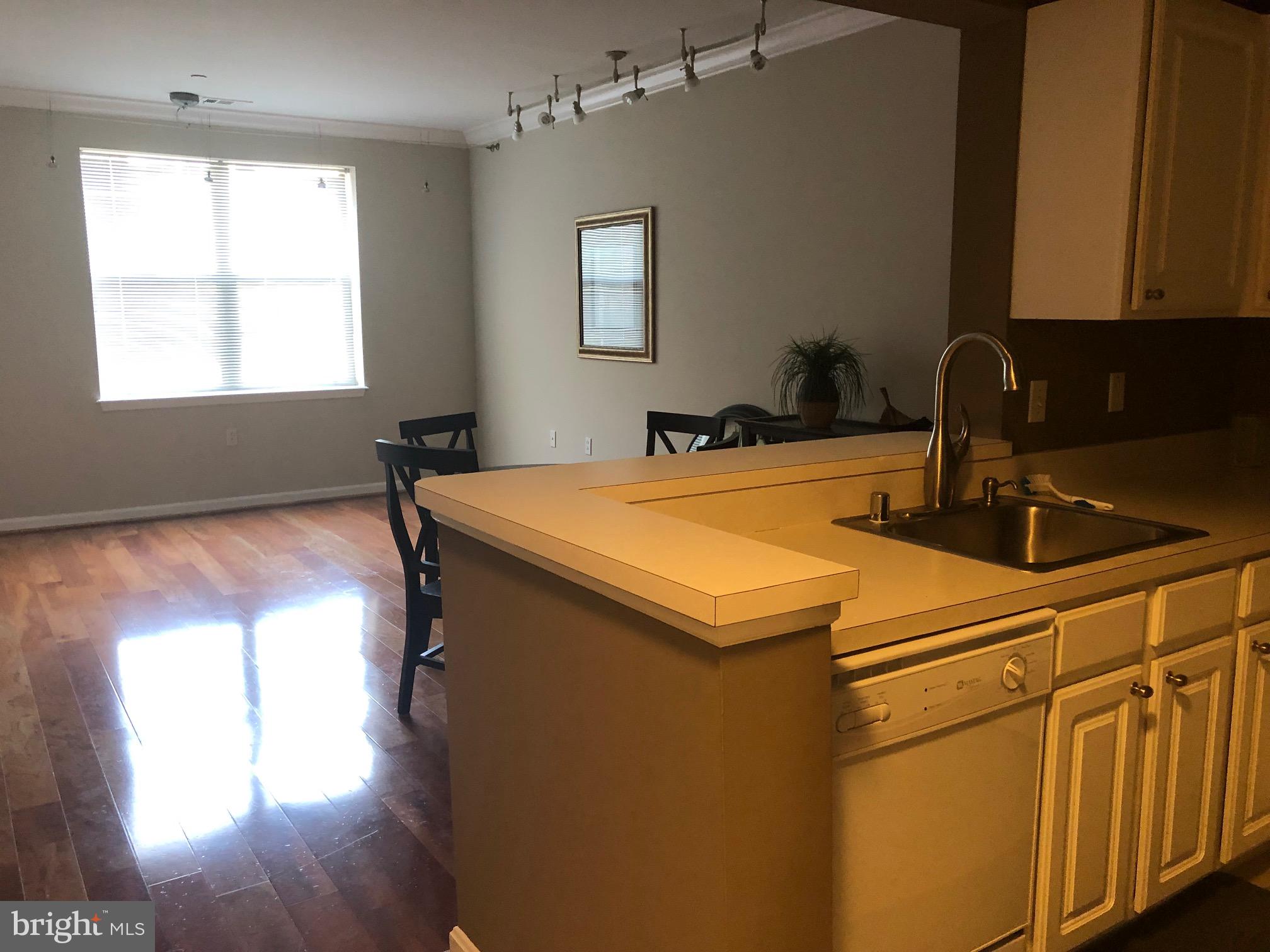 HARBORVIEW - Residential Lease