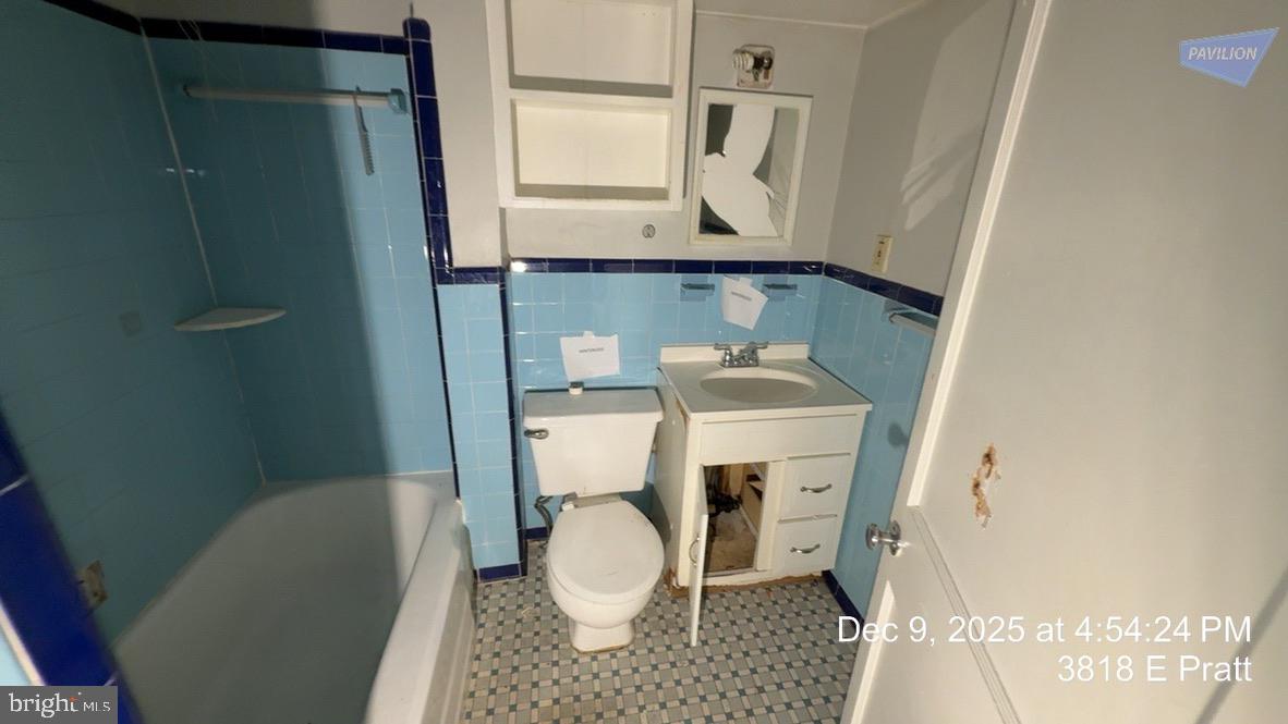 HIGHLANDTOWN - Residential