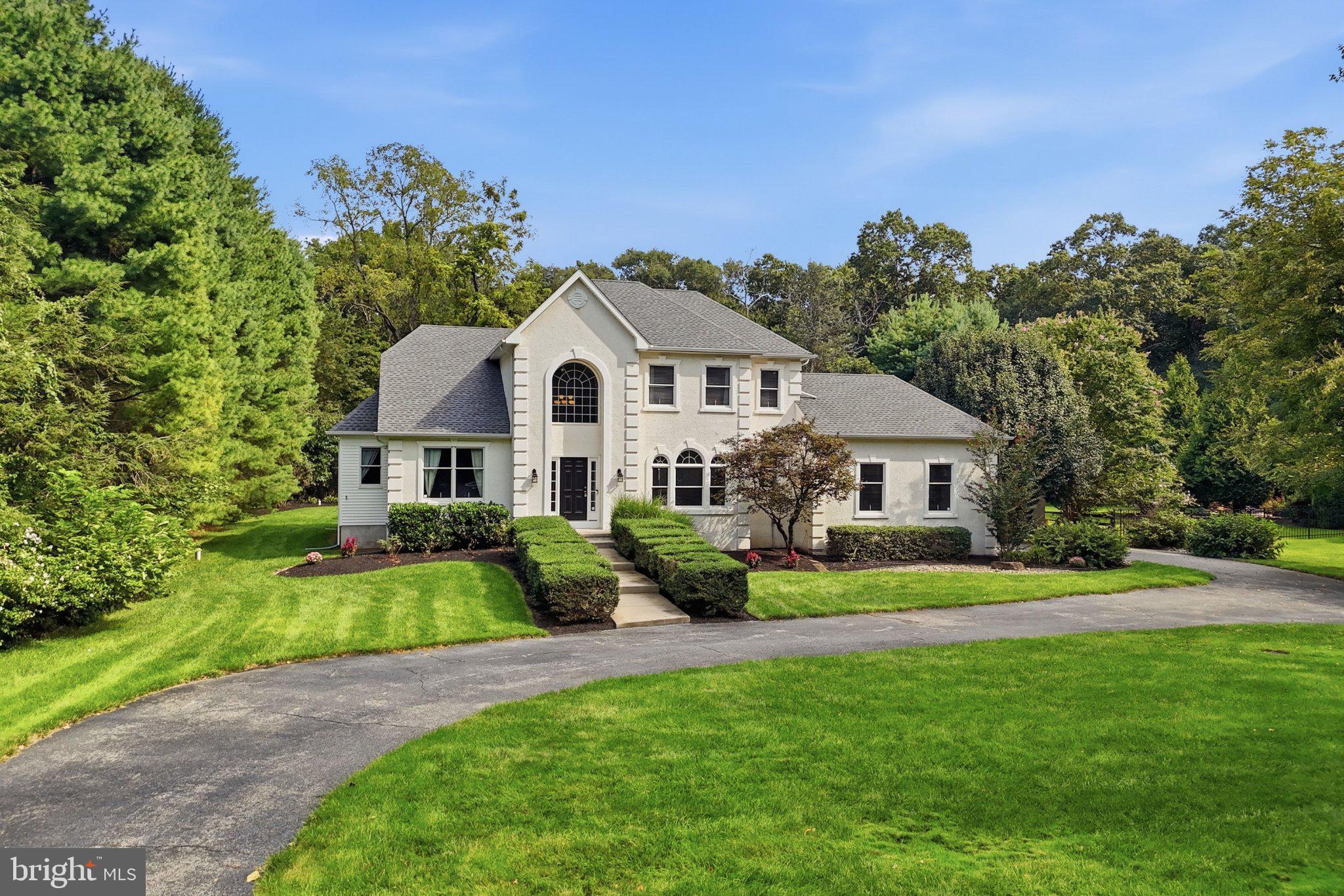 470 OAKSHADE ROAD