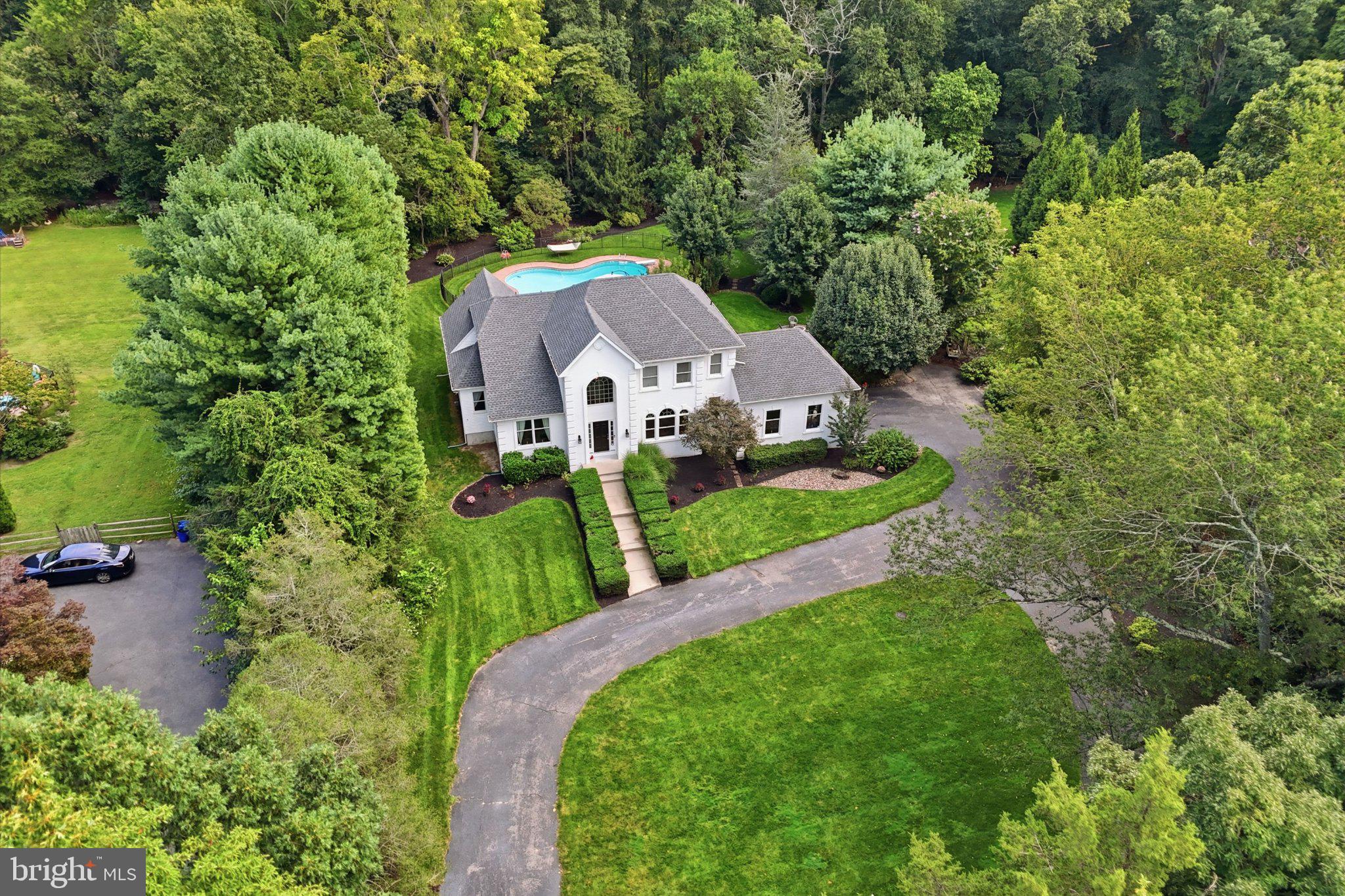470 OAKSHADE ROAD
