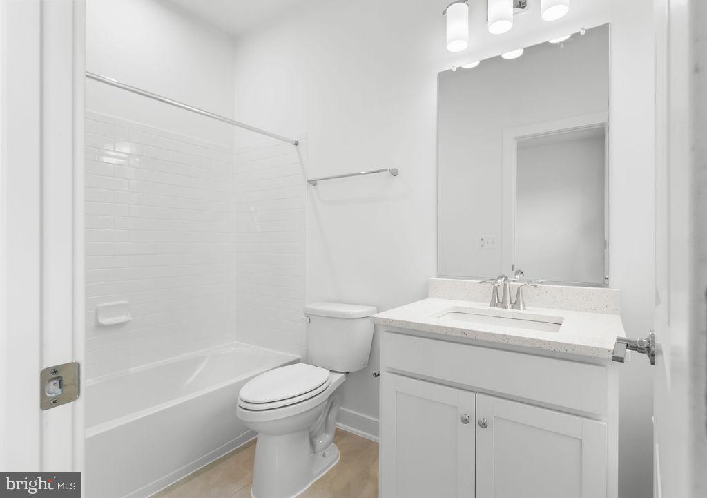 WATERSHED - Residential Lease