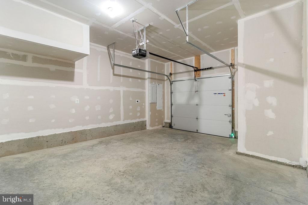 WATERSHED - Residential Lease