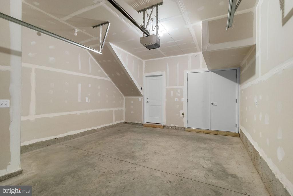 WATERSHED - Residential Lease