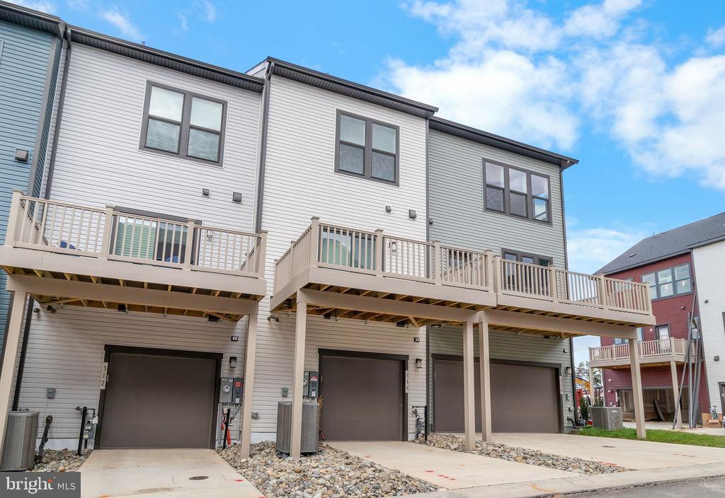 WATERSHED - Residential Lease