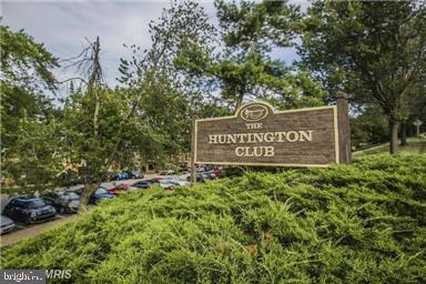 HUNTINGTON CLUB - Residential