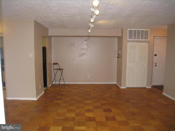 HUNTINGTON CLUB - Residential